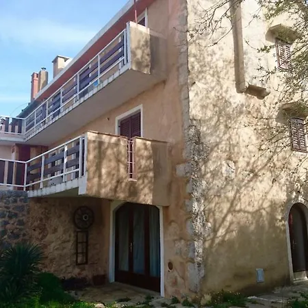 Porthos - Turm Krk Apartament *