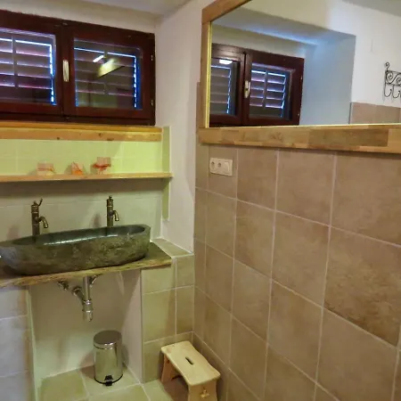 Porthos - Turm Krk Appartement